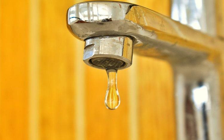 Pensioner receives assistance for water leak